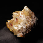 Calciet hematiet cluster